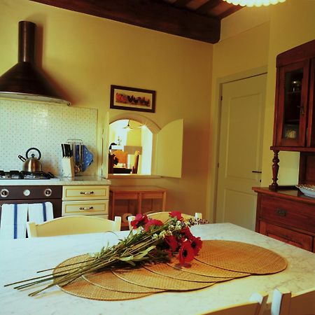 Borgo Della Meliana Gambassi Terme Hotel Quarto foto